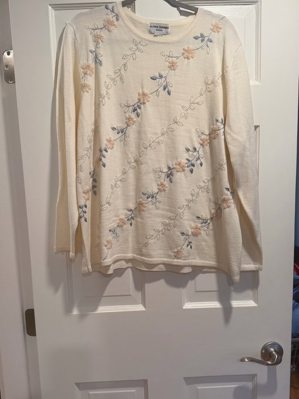 Alfred Dunner Cream Floral Embroidered Long-Sleeve sweater